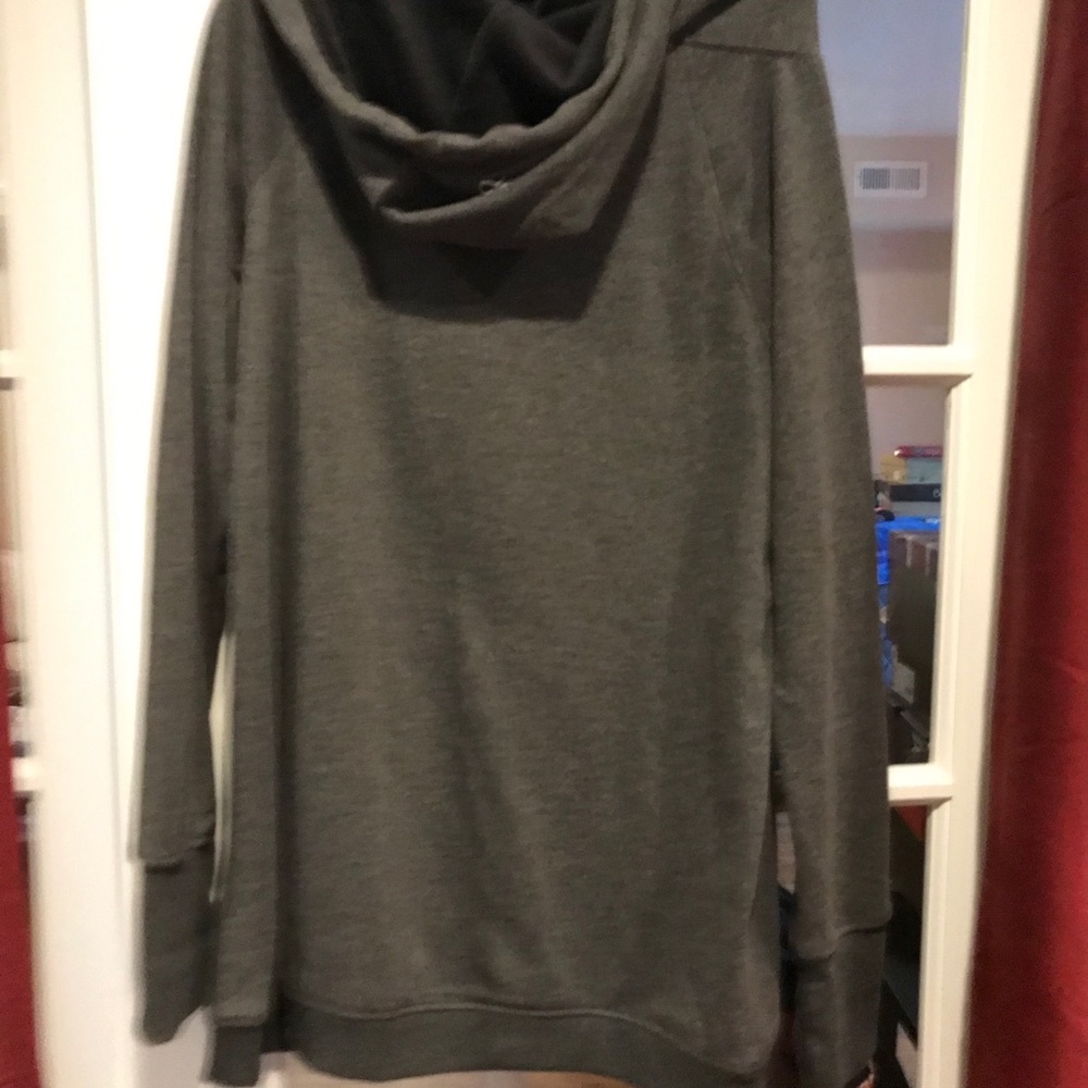 Earth Yoga hoodie - Picture 6 of 6
